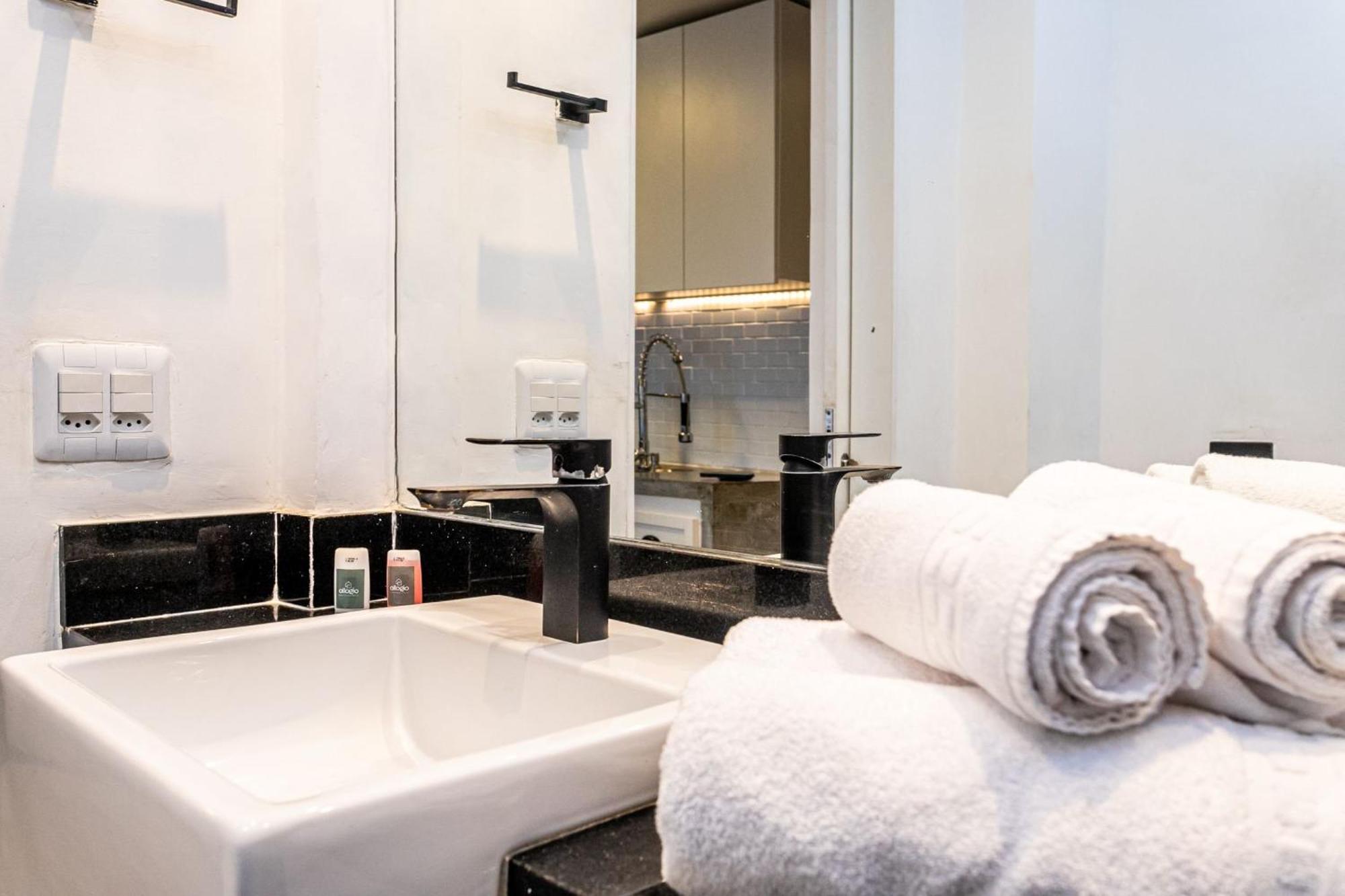 Apartamento Com Estilo Ao Lado Da De Copacabana *